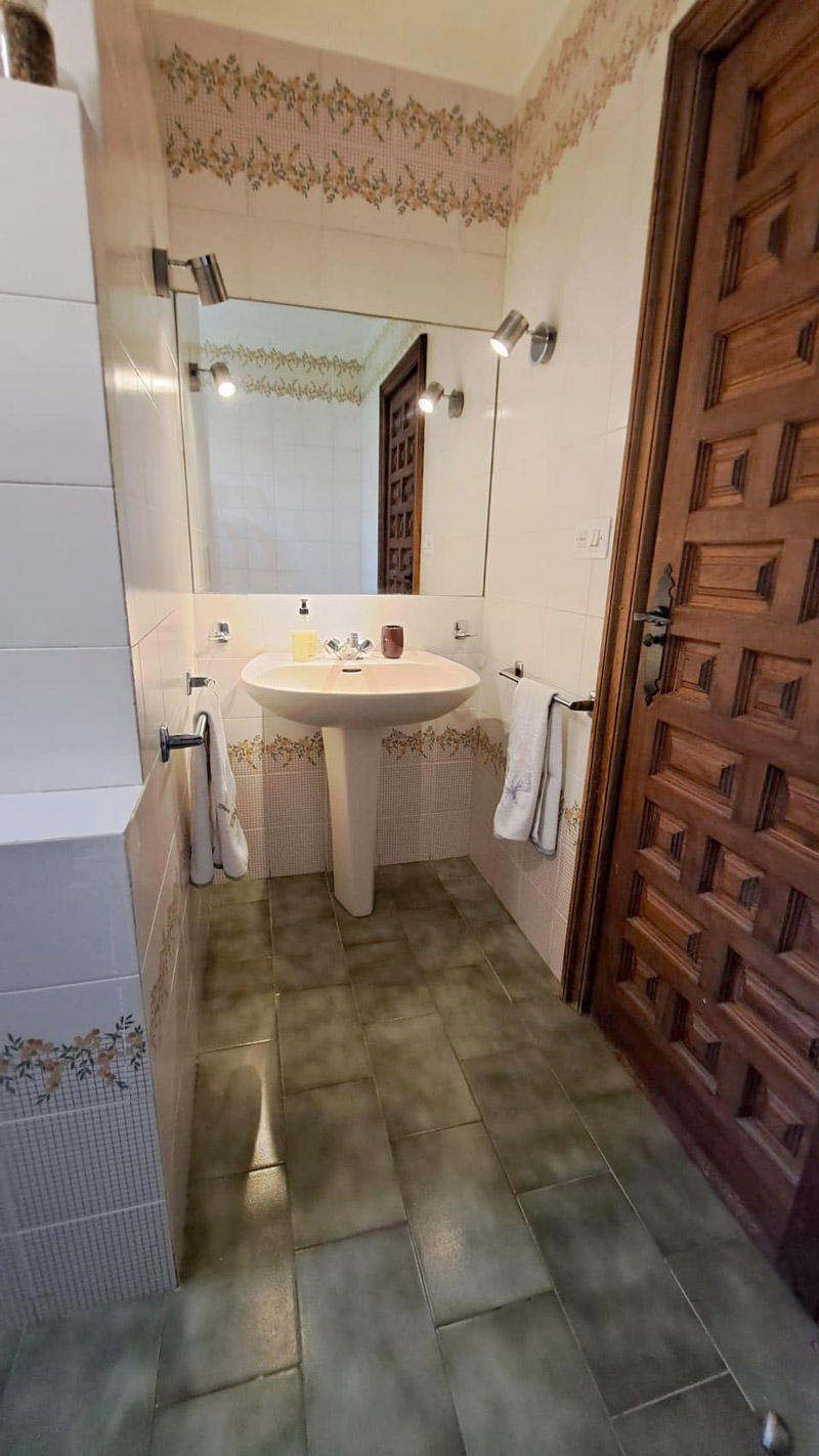baño completo Casa Rural Riaza